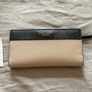 NWT Kate spade wallet- never used